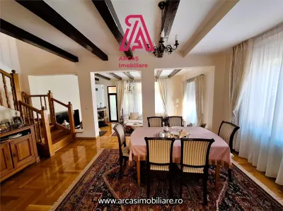 Casa individuala de vanzare cu 5 camere  zona Sub Arini! - foto 19