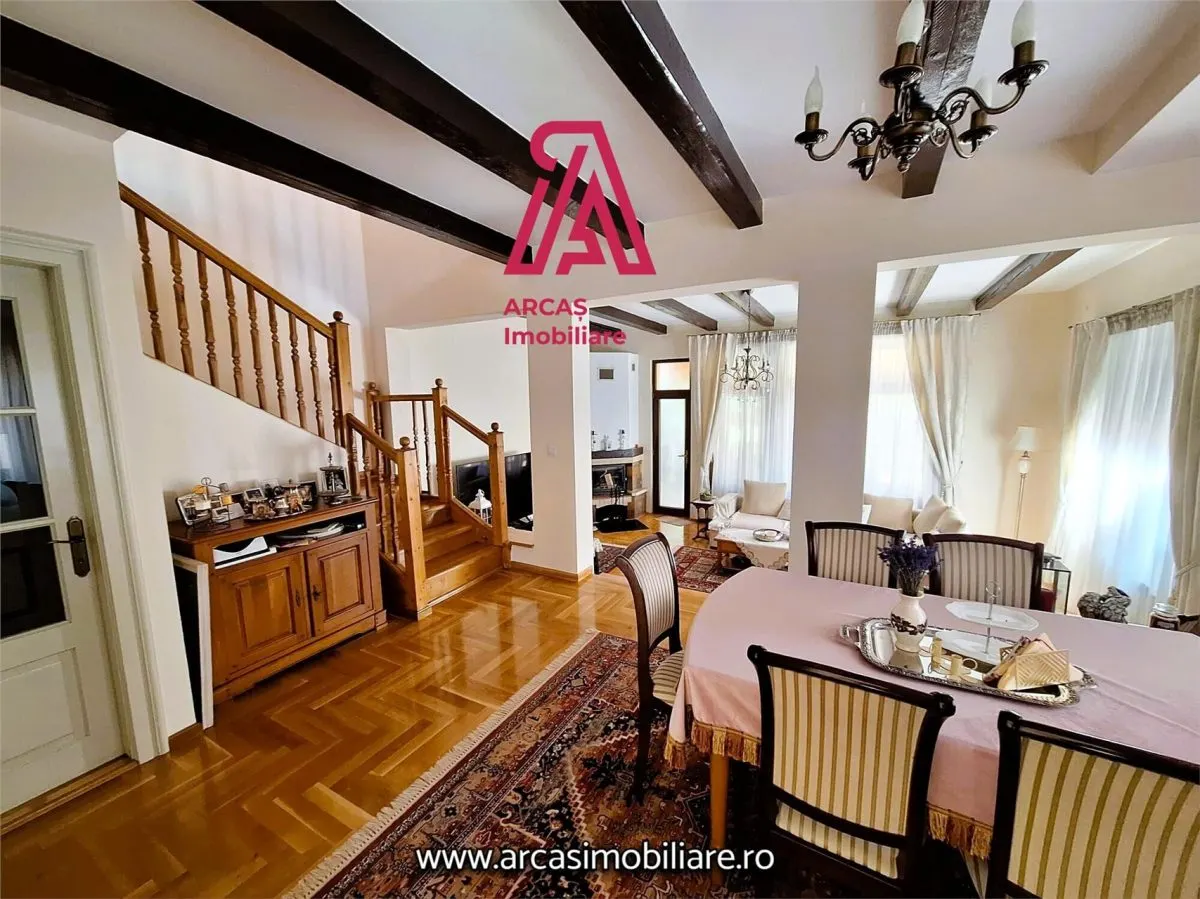 Casa individuala de vanzare cu 5 camere  zona Sub Arini! - foto 23