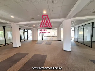 Imobil comercial  de vanzare P+2E+ET -950 mp utili! - foto 4