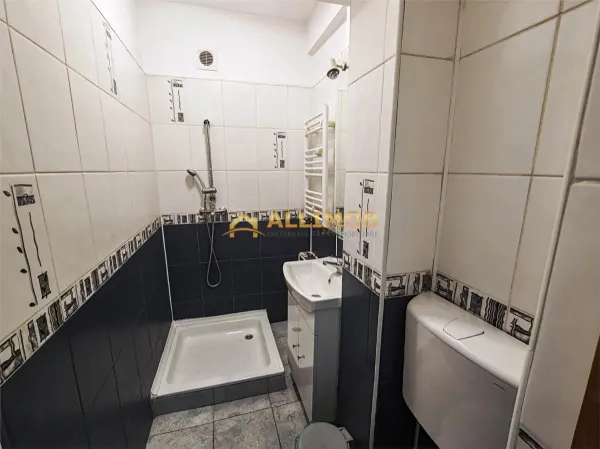 Apartament 2 camere Ploiești - poza 12