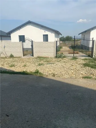 Casă 3 camere Mihailesti - poza 1