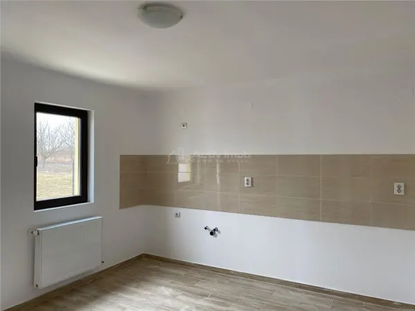 Casă 3 camere Mihailesti - poza 10