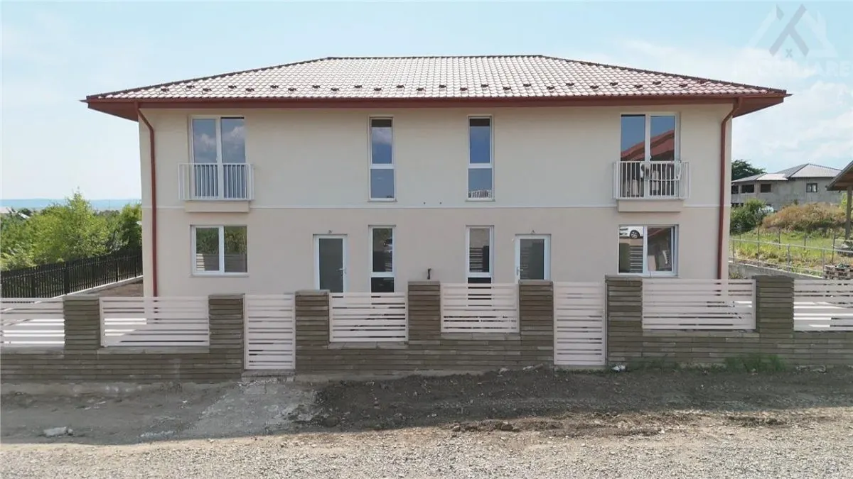 Intabulata! Casa Duplex Valea Lupului,4 camere, Teren 260 mp! Incalz Pard! Asfalt! - foto 3