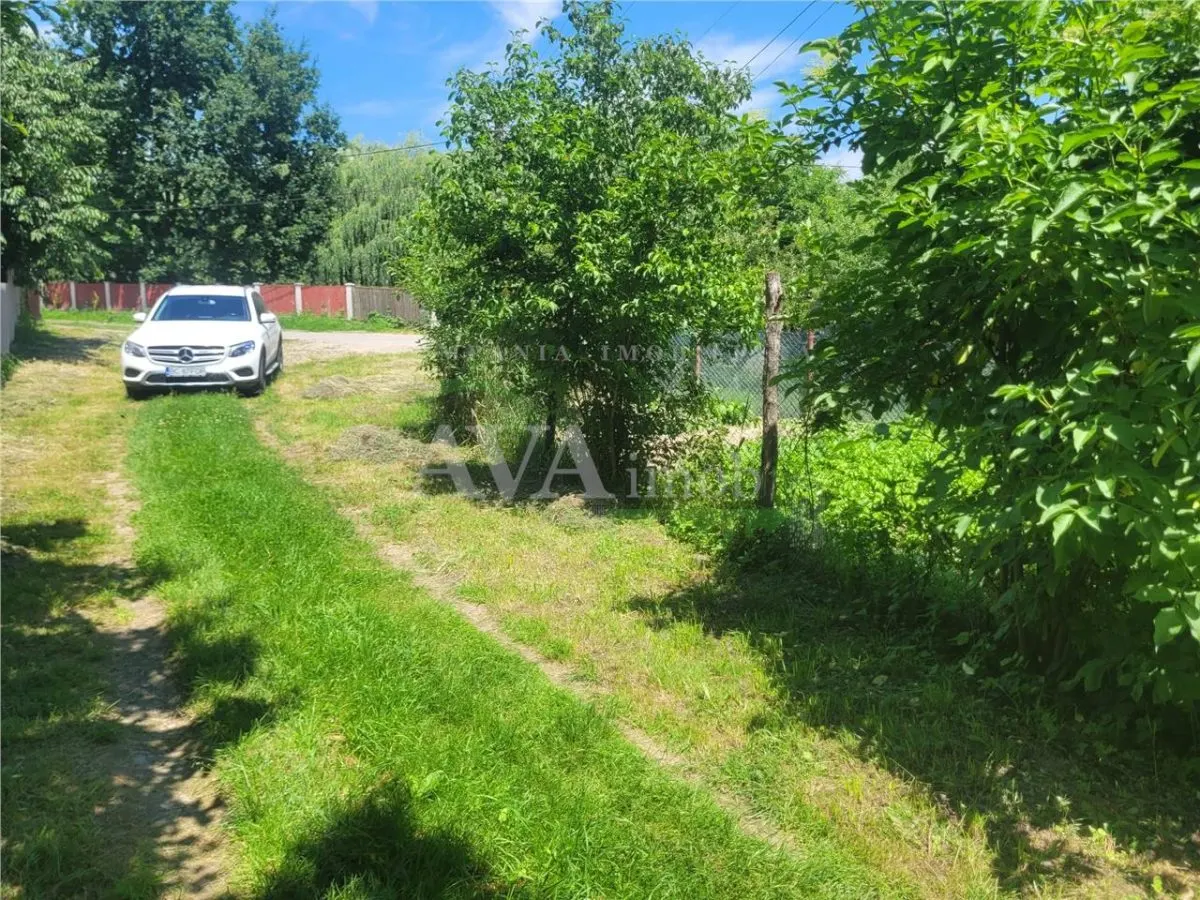 Teren intravilan 960 mp, zona Hemeius - foto 9