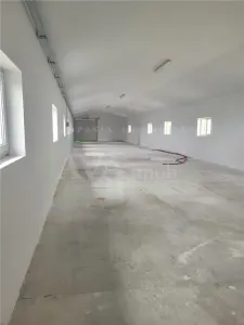 Hala de productie 370 mp renovata de inchiriat – Valea Seaca, la 10 minute de oras - foto 19