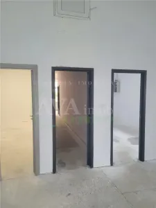 Hala de productie 370 mp renovata de inchiriat – Valea Seaca, la 10 minute de oras - foto 9