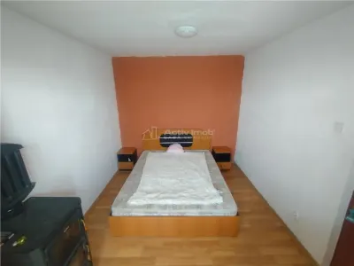 Apartament 2 camere Oravita - poza 2