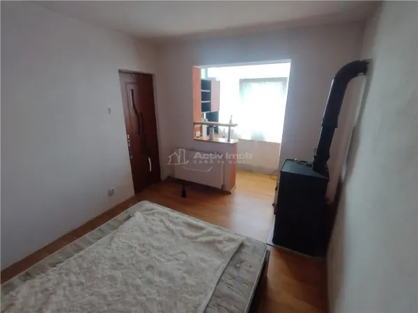 Apartament 2 camere Oravita - poza 3