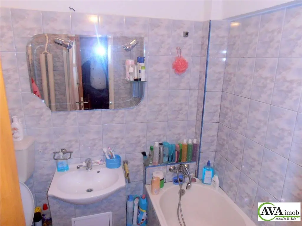 Apartament 2 camere decomandate, zona Centrala - foto 4