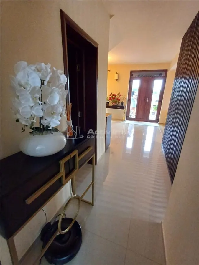 Casa  de lux  de vanzare in Sura Mare - foto 12