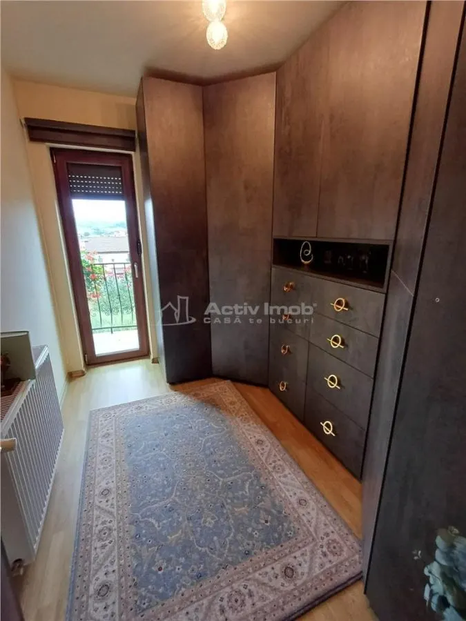 Casa  de lux  de vanzare in Sura Mare - foto 8