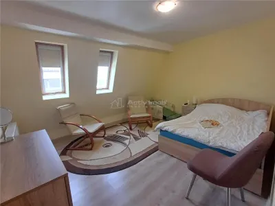 Apartament 4 camere 2 bai terasa mare de vanzare - foto 9
