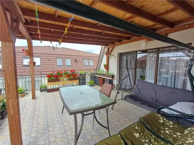 Apartament 4 camere 2 bai terasa mare de vanzare - Sibiu