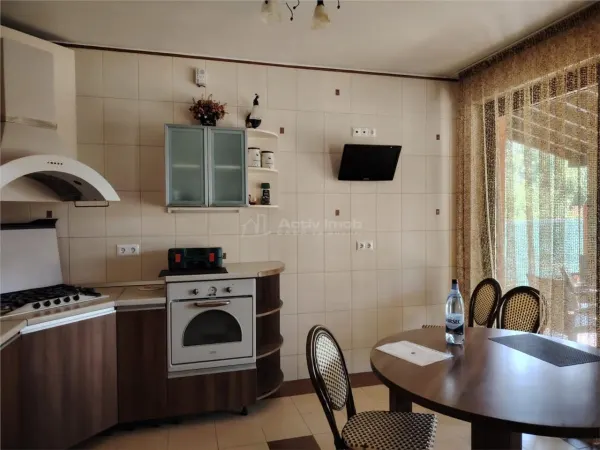 Casă 5 camere Bucov - poza 7