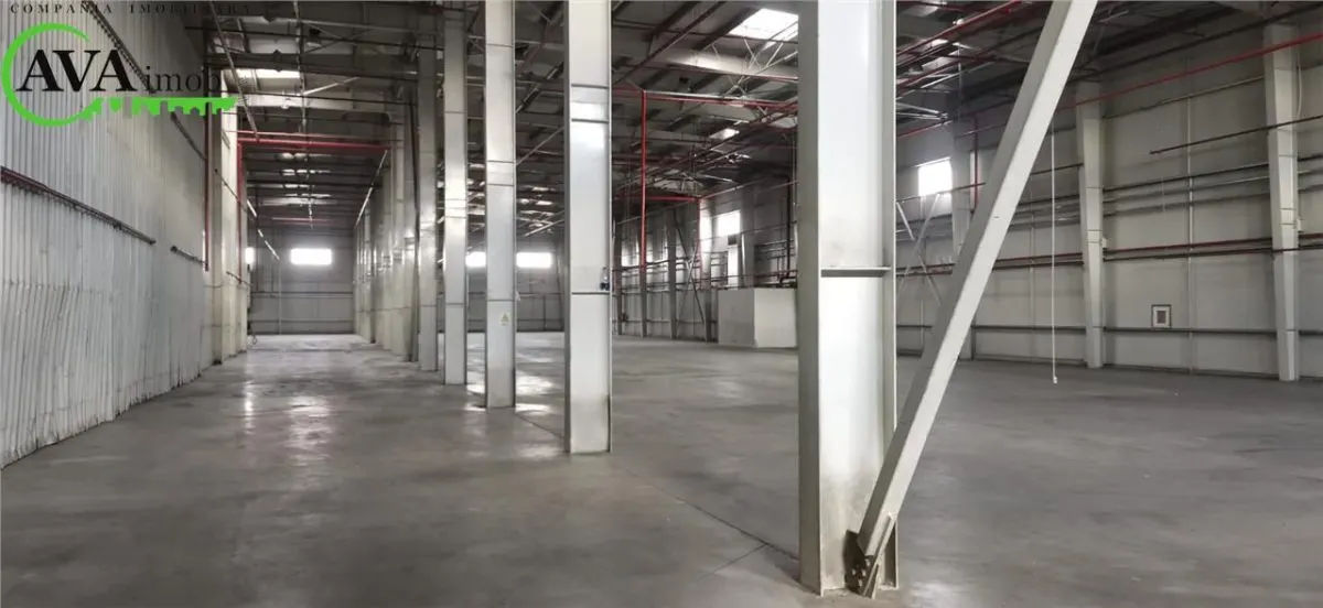 Hală industrială în Bacău, 3.250 mp, ideală pentru producție/depozitare. - foto 1