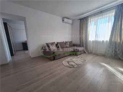 Ultracentral - Casa de Cultura, proaspat renovat & mobilat - Bacau