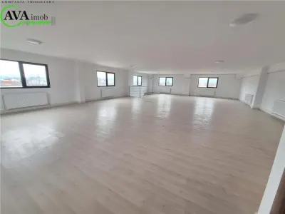 Spatii de birouri 320 mp (160 mp pe nivel)+hala de 600 mp, in Bacau - foto 2