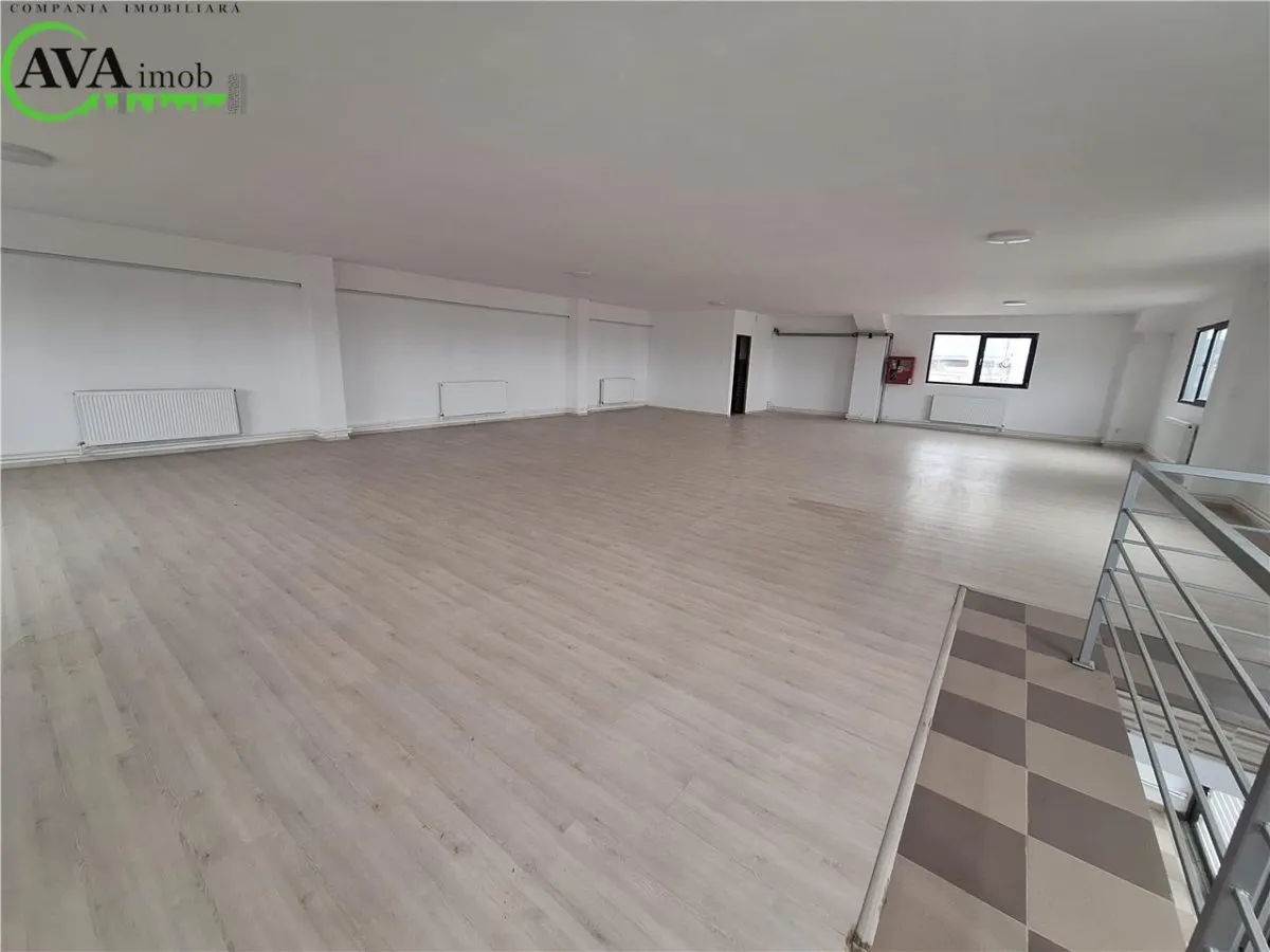 Spatii de birouri 320 mp (160 mp pe nivel)+hala de 600 mp, in Bacau - foto 5