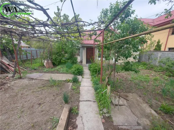 Casă 4 camere Bacău - poza 1