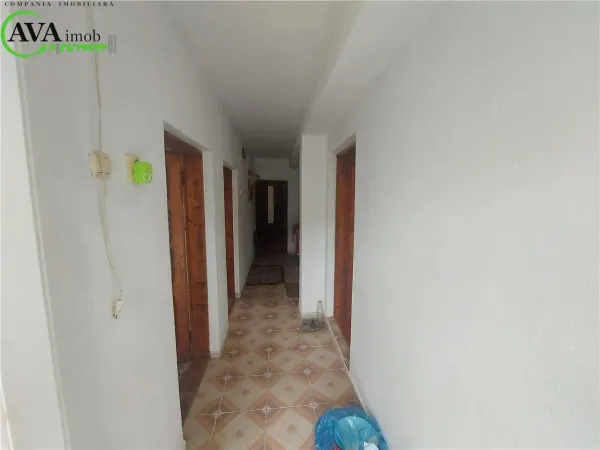 Casă 4 camere Bacău - poza 2