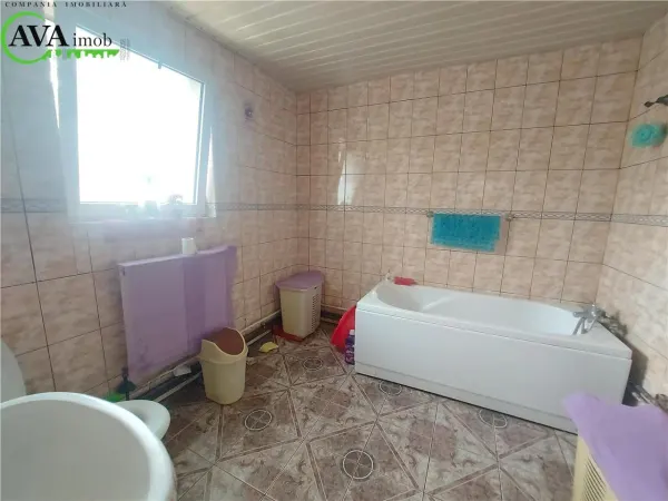 Casă 4 camere Bacău - poza 3