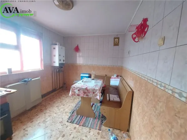 Casă 4 camere Bacău - poza 5
