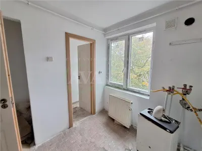 Apartament 3 camere Bacău - poza 5