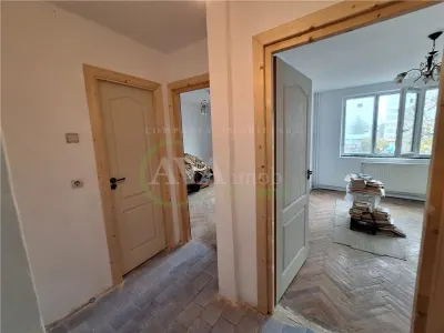 Apartament 3 camere Bacău - poza 9