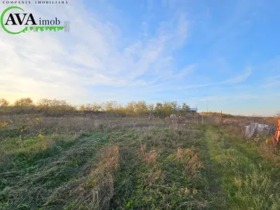 De vanzare ferma agricola cu facilitati multiple in Margineni, langa Diana Forest - foto 3