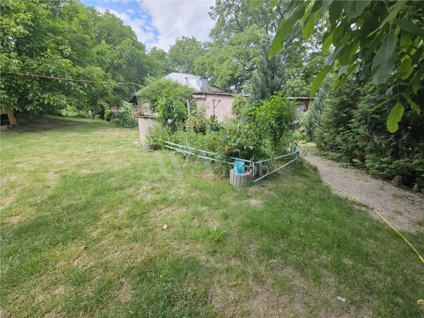 Casă 4 camere Bacău - poza 1