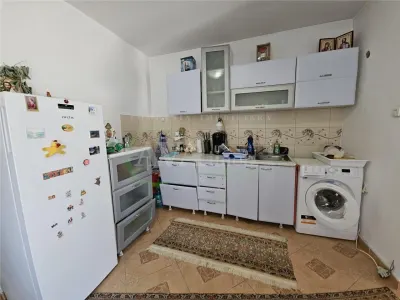 Casă 4 camere Bacău - poza 2