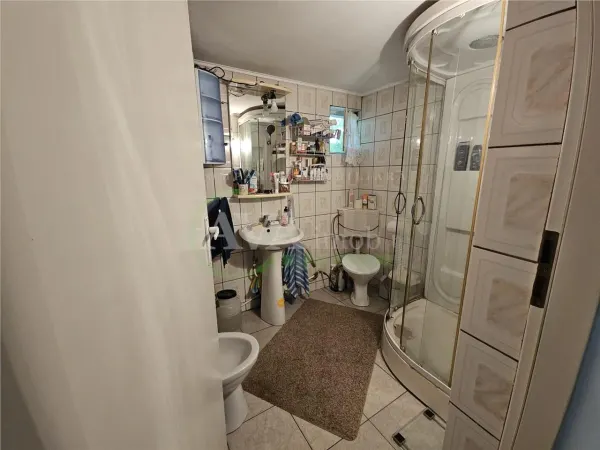 Casă 4 camere Bacău - poza 16