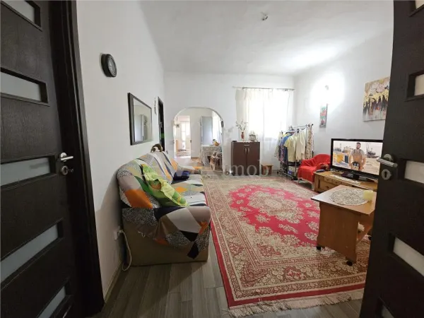 Casă 4 camere Bacău - poza 5
