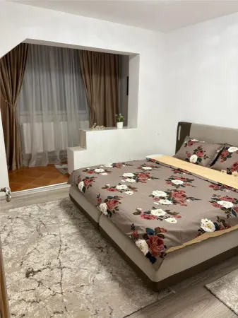 Apartament 3 camere Arad - poza 3