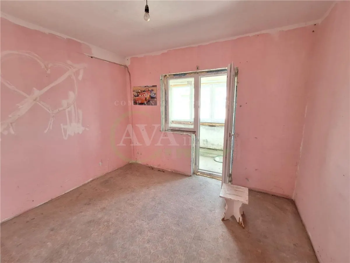 Apartament 3 camere decomandat Mioritei-Bacau - foto 7