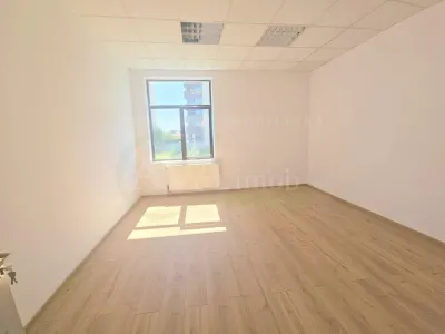 Spatii birouri de inchiriat – Arena Mall, Bacau - foto 9
