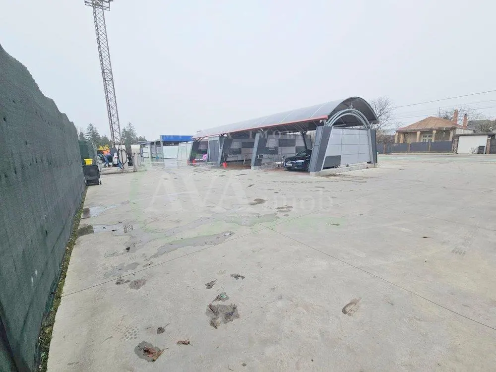 Spalatorie auto functionala – 4 boxe, teren 600 mp – zona CFR, Bacau - foto 3