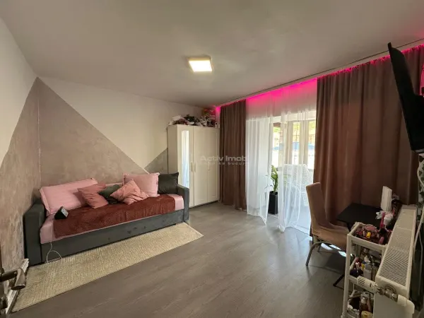 Apartament 3 camere Reșița - poza 13