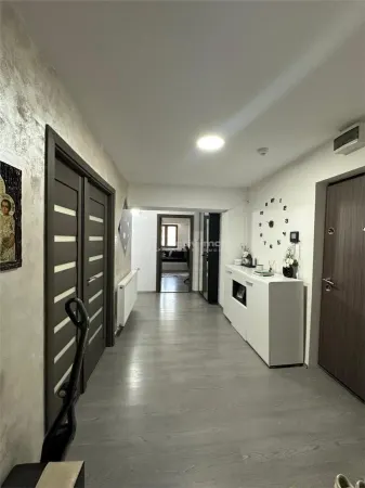 Apartament 3 camere Reșița - poza 15