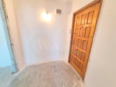 Apartament 2 semidecomandate, cu centrala, zona Cora - foto 18