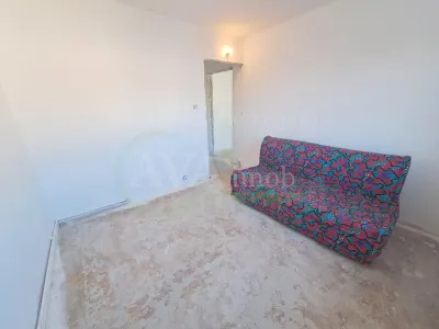 Apartament 2 semidecomandate, cu centrala, zona Cora - foto 4