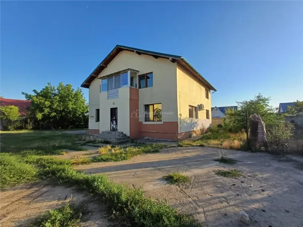 Casă 5 camere Domnești - poza 13