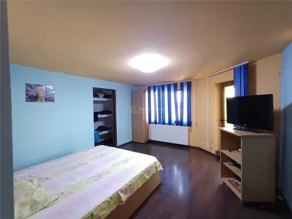 Casă 5 camere Domnești - poza 7