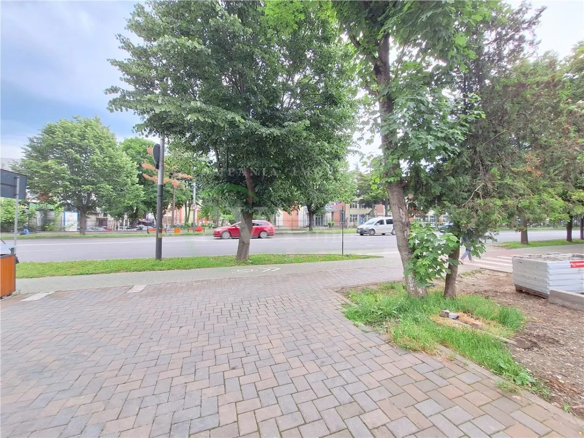Spatiu comercial de inchiriat – Tic Tac – Bacau - foto 6