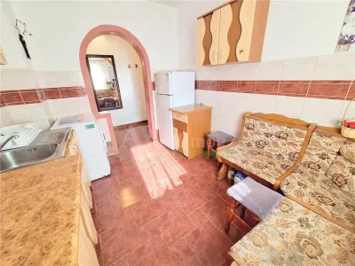 Apartament 2 camere, mobilat si utilat, etaj 3 din 4, Bacau - foto 11