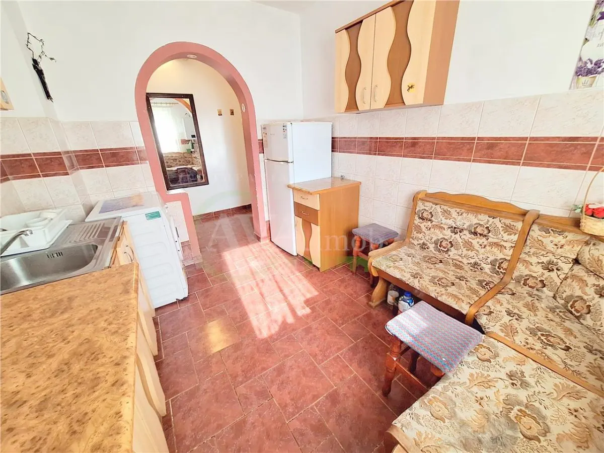 Apartament 2 camere, mobilat si utilat, etaj 3 din 4, Bacau - foto 11