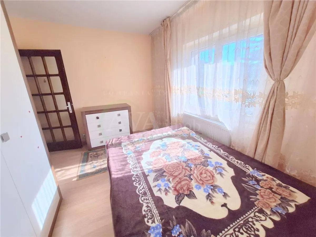 Apartament 2 camere, mobilat si utilat, etaj 3 din 4, Bacau - foto 9
