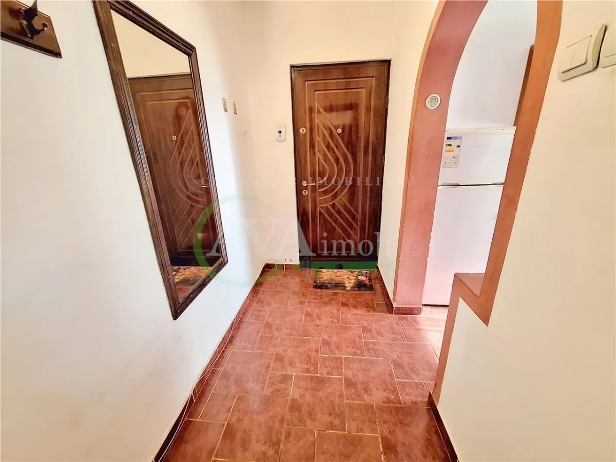 Apartament 2 camere, mobilat si utilat, etaj 3 din 4, Bacau - foto 10