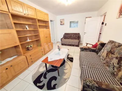 Apartament 2 semidecomandate, parter, mobilat, zona Narcisa - foto 18