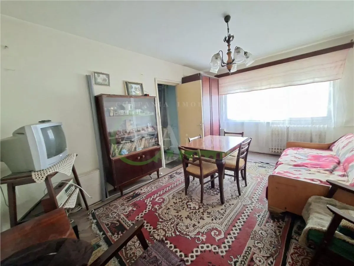 Apartament 2 camere nedecomandat , zona Piata Sud - foto 1